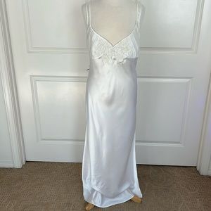 Vintage Marilyn Monroe by Warner’s Nightgown Size Large